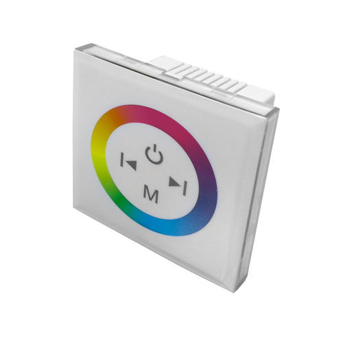 dimmer cu senzor rgb montat pe perete alb