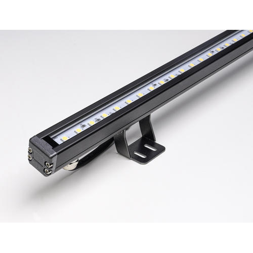 proiector liniar led 18w 24v smd5050 44 led uri rgbw 3000k 1m ip66 ik08